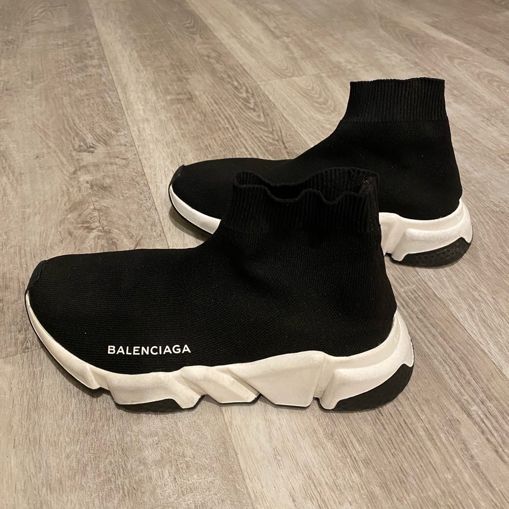 BALENCIAGA SPEEDRACER 36/6 USED